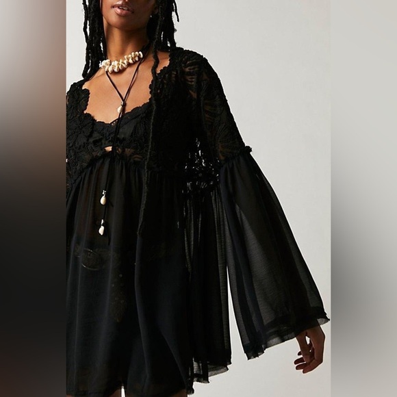 Free People Magdalene Crochet Babydoll Tunic Sz M Sheer Layering Bell Sleeve Top - Picture 4 of 10